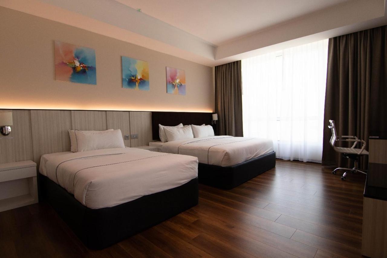 Higher Hotel Bandar Seri Begawan Exterior photo